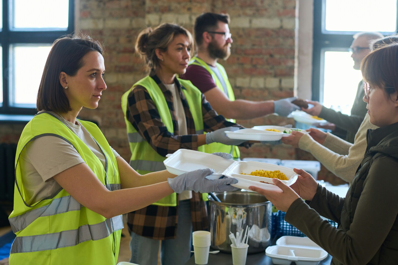 Renowned Chef Responds to Worldwide Crises by Providing Healthy Meals and a Sense of Hope. 