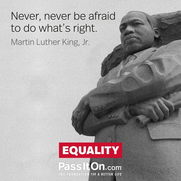 Never, never be afraid to do what's right. #<Author:0x00007fcdfbda2098>